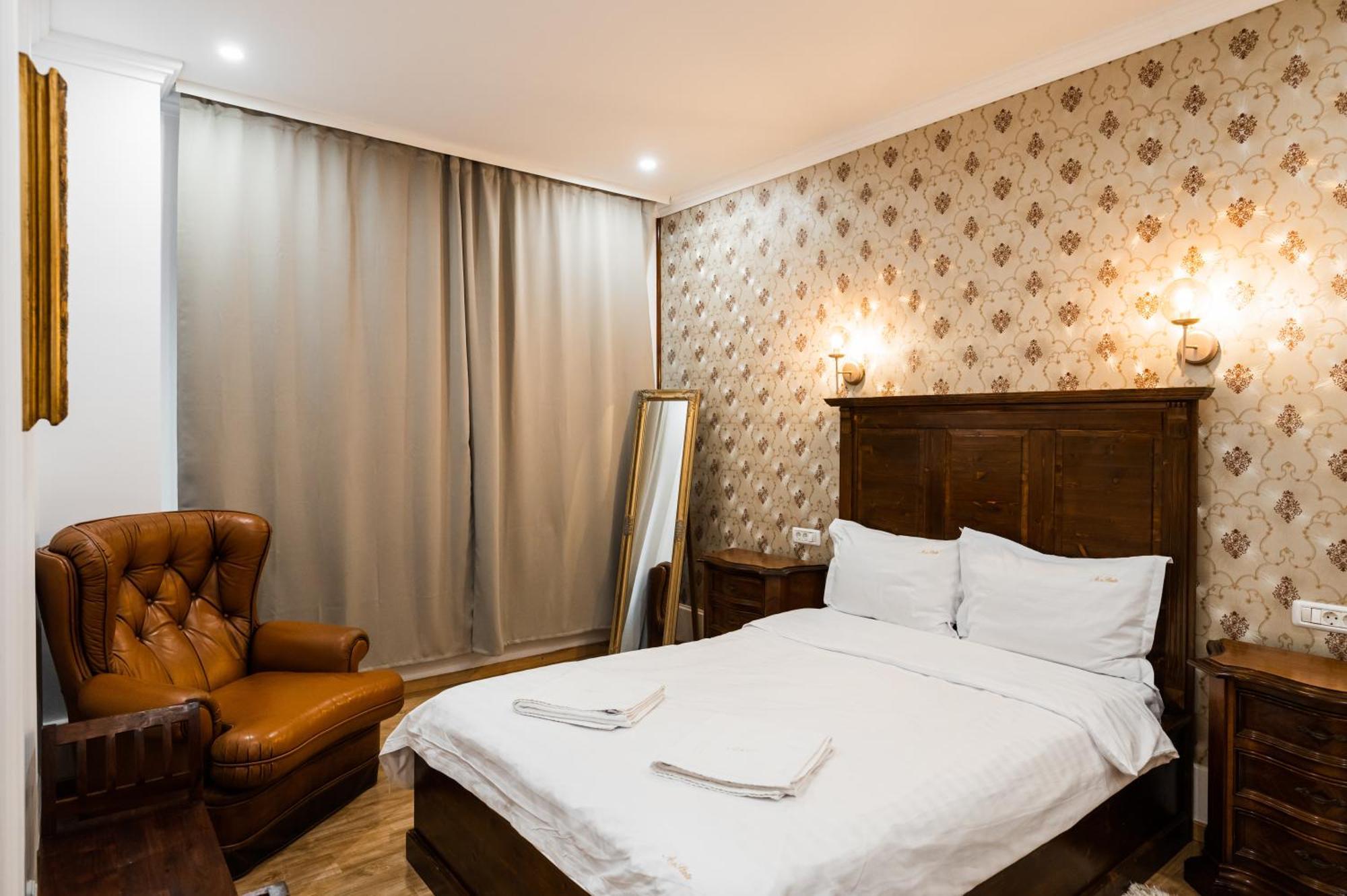 브라쇼브 Apollonia Estate Old Town Big And Luxurious 아파트 외부 사진